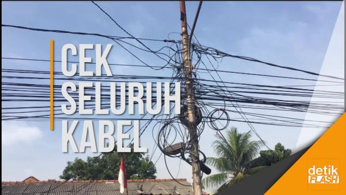 Djarot Minta Cek Lagi Fungsi Kabel yang Semrawut di Jakarta