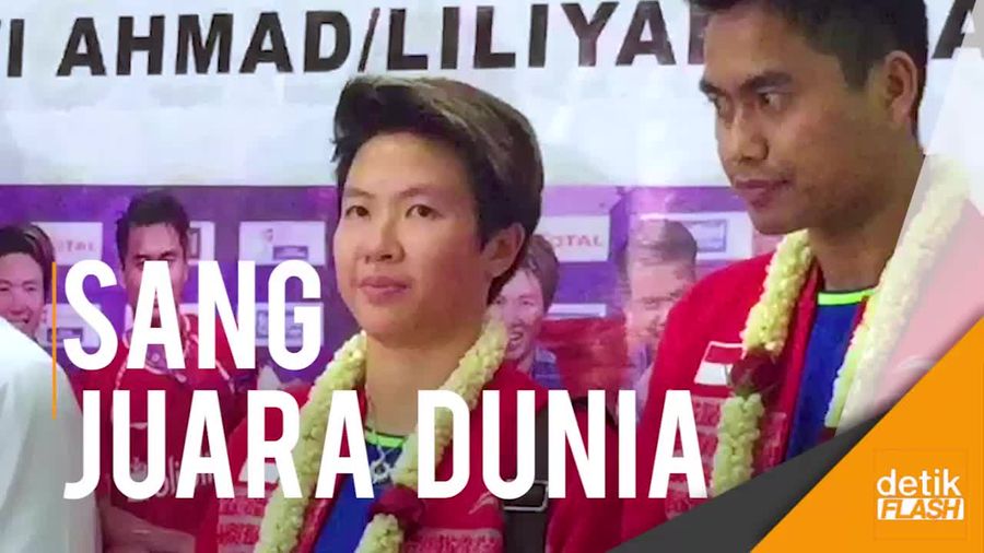 Sang Juara Dunia Bulutangkis, Tontowi/Liliyana Tiba di Tanah Air