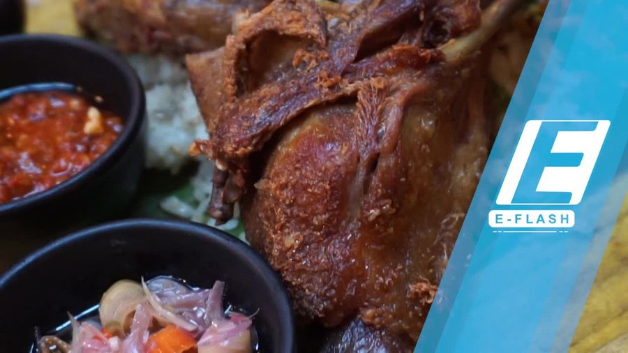Melahap Crispy Duck Half dan Cumi Sambal Oelek di GIOI