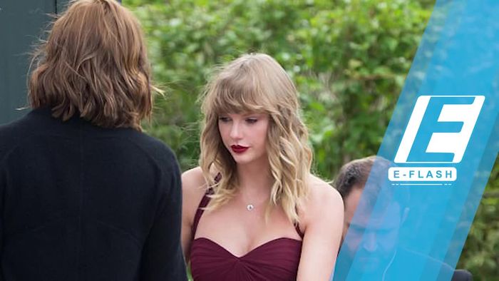 Cantiknya Taylor Swift Jadi Pengiring Pengantin