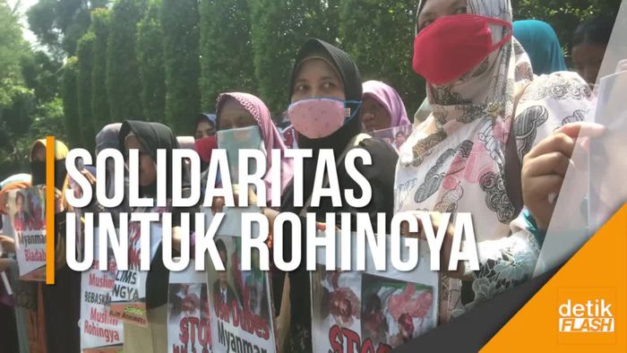 Sahabat Muslim Rohingya Gelar Aksi di Depan Kedubes Myanmar