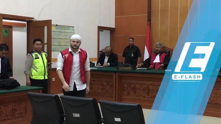 Ridho Rhoma Menangis di Sidang Pembacaan Pleidoi