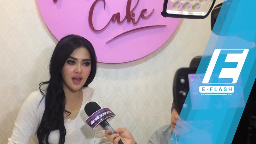 Ini Kata Syahrini Soal Persaingan di Bisnis Kue Artis