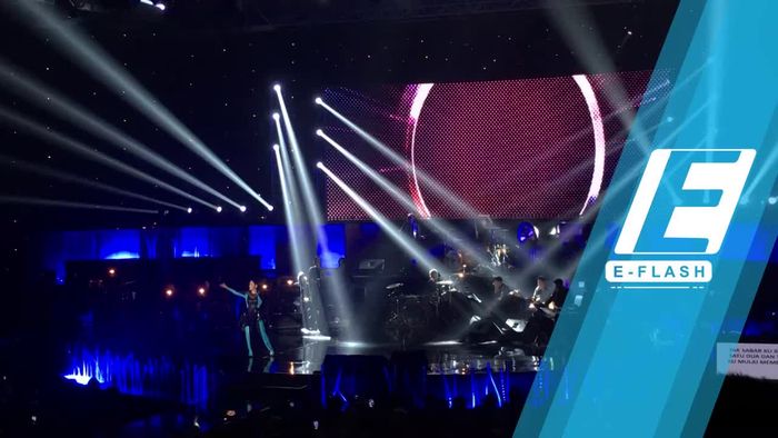 Melihat Keseruan Konser September Ceria Vina Panduwinata