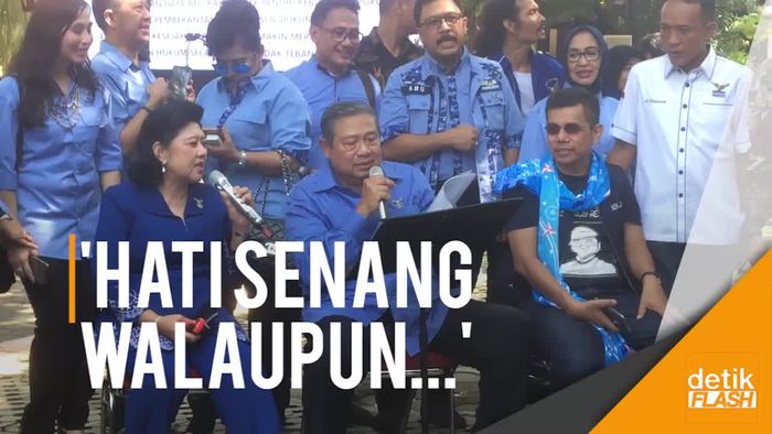 Saat SBY Dendangkan Lagu Bujangan di Hari Ulang Tahunnya