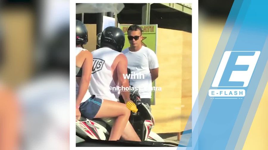 Ketika Nicholas Saputra Labrak Pengendara Motor di Trotoar