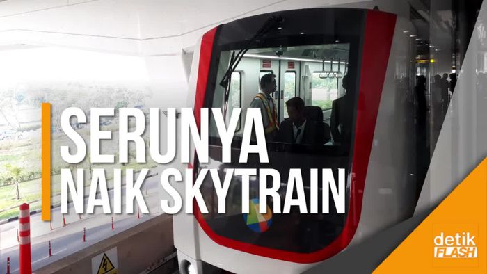 Menjajal Skytrain Bandara Pertama di Indonesia