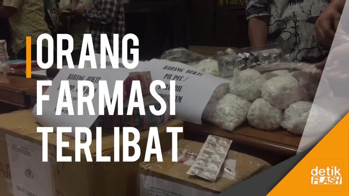 Polisi Amankan 10 Juta Pil PCC, Empat Tersangka Diringkus!