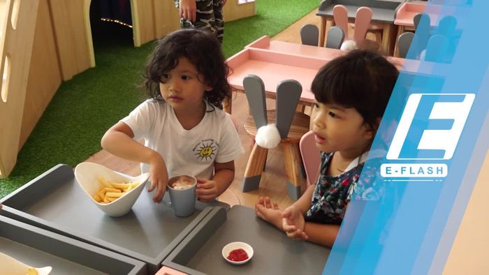 Nongkrong Sambil Bermain dengan Anak di Kafe Mamain 