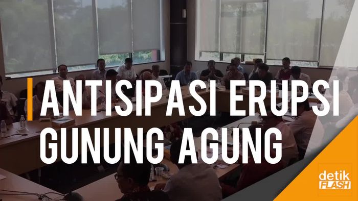 Kemenhub Cs akan Alihkan Penerbangan Jika Gunung Agung Meletus