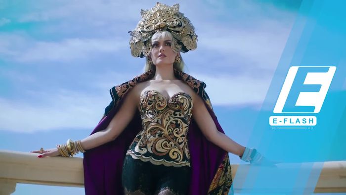 Rilis Video Klip Baru, Agnez Mo Cantik Berkebaya Layaknya Ratu
