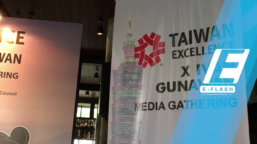 Batik Rancangan Ivan Gunawan Siap Lenggak-lenggok di Taiwan