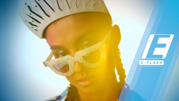 Gaya-gaya Seksi Agnez Mo di Video Klip