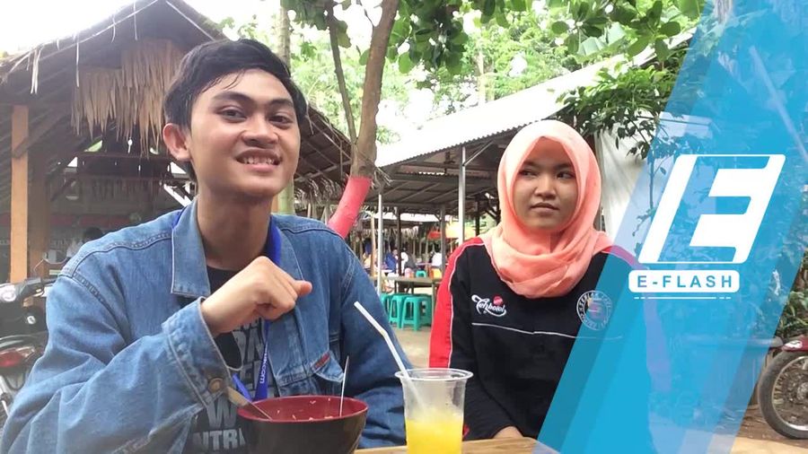 Mencoba Seblak Paling Gaul Se-Tangerang