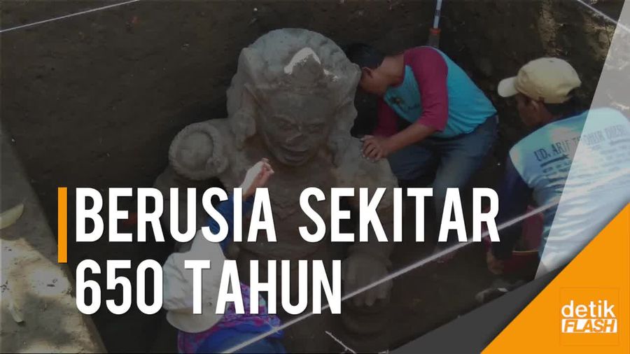Tim Arkeolog Temukan Benda Purbakala Arca Dwarapala