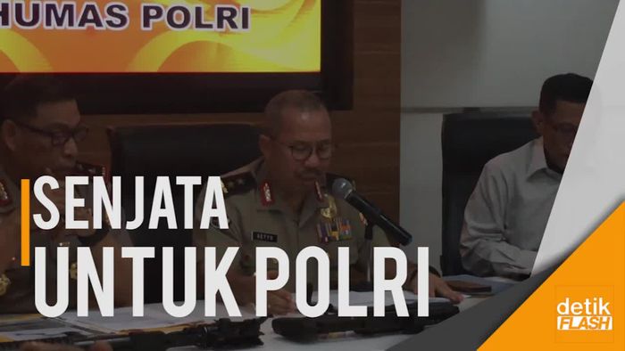 Blak-blakan Mabes Polri Soal Senjata yang Diimpor