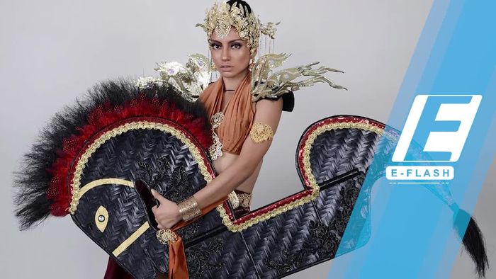 Waduh! Miss Malaysia Kenakan Kuda Lumping