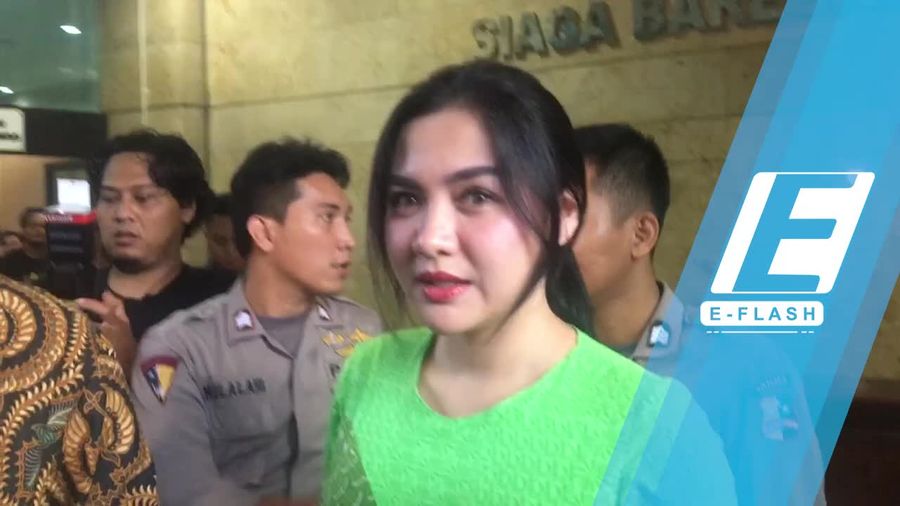Vicky Shu Dijejali Belasan Pertanyaan Soal First Travel