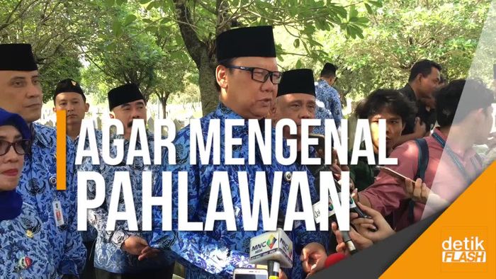 Mendagri Tjahjo Ingin Lebih Sering Ajak Tamu Negara Upacara