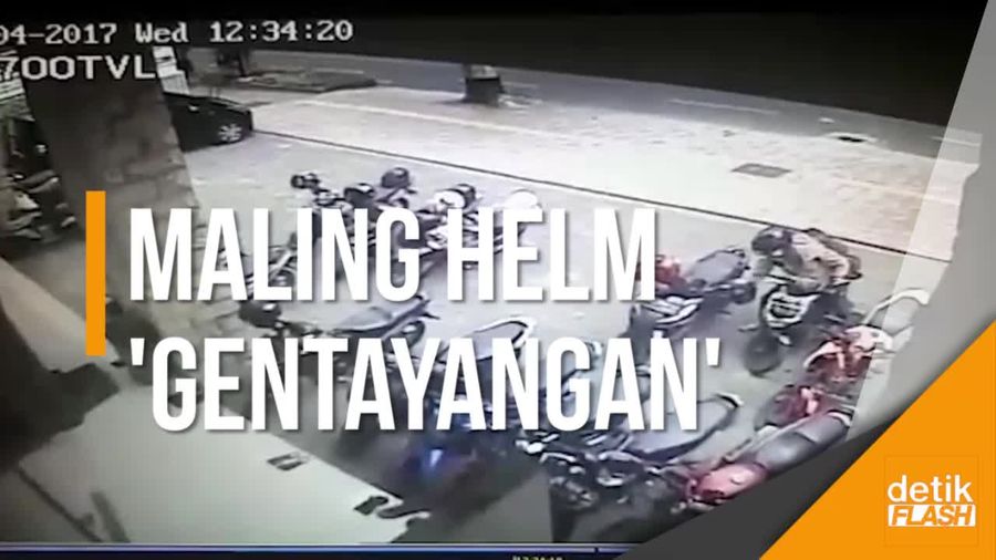 Terekam CCTV, Aksi Nekat Maling Helm di Yogya