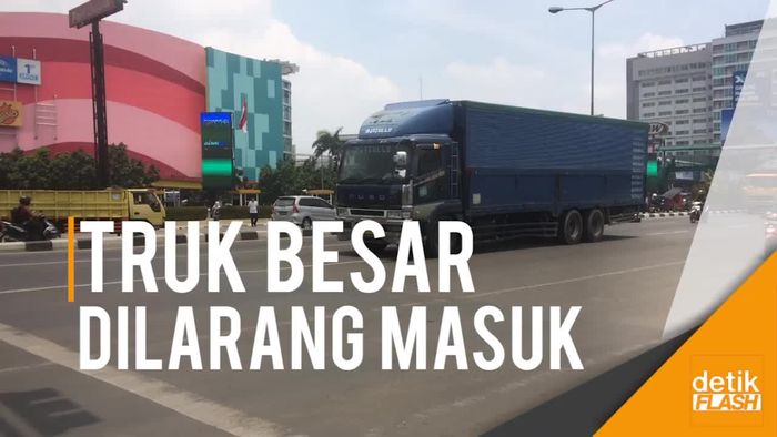 Truk Dilarang Masuk Cikampek Saat Jam Sibuk, Ini Reaksi Para Sopir