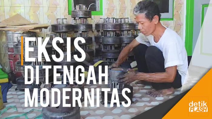 Pedagang Kompor Minyak Cirebon, Bertahan di Tengah Modernitas  