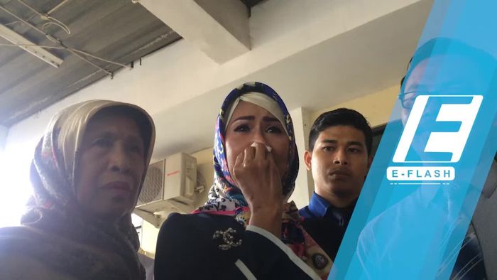 Resmi Cerai dari Donny Kesuma, Yuni Nangis