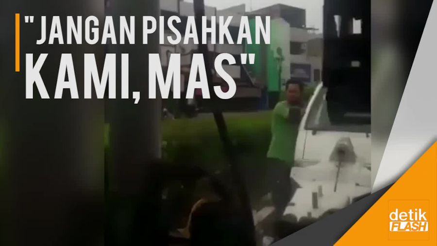 Tak Mau Pisah, Pemilik Mobil Gelantungan Saat Mobilnya Diderek
