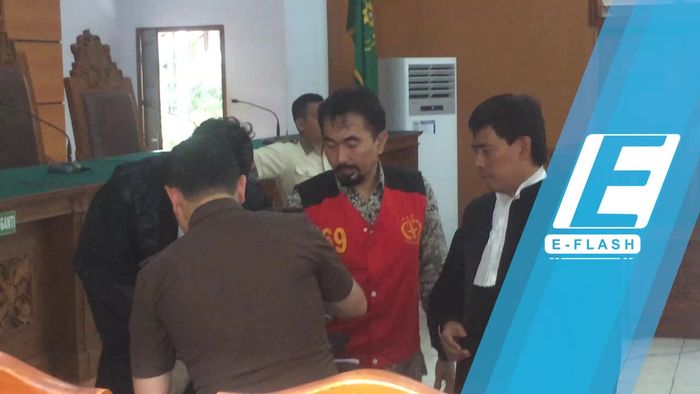Jalani Sidang Perdana, Gatot Brajamusti Sempat Bantah Dakwaan