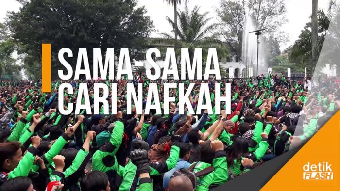Driver Angkutan Online Kepung Gedung Sate