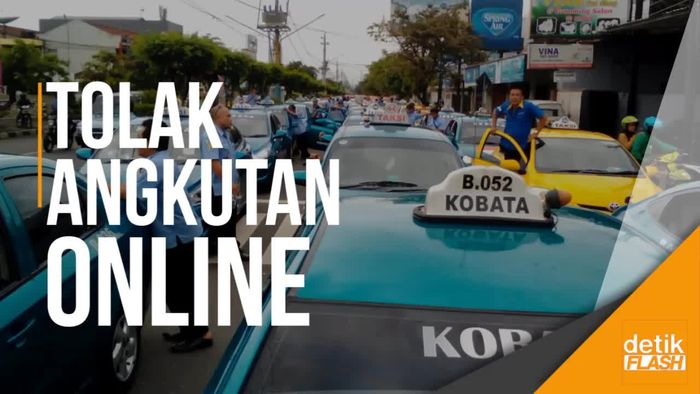 Sopir Taksi hingga Abang Becak Demo Tolak Transportasi Online