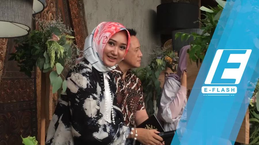Dian Pelangi Pamerkan Koleksi Terbaru dari Prancis