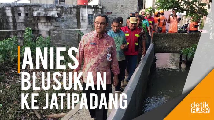 Anies ke Warga Jatipadang: Kita Pastikan Sungai Dikeruk!