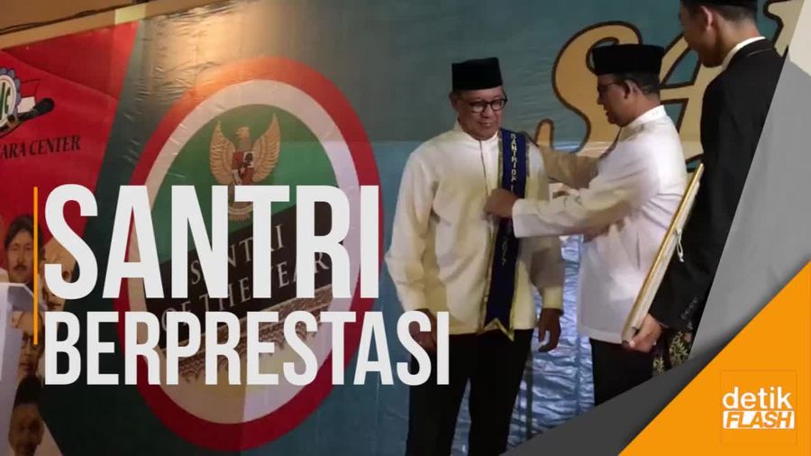 Ada Santri of The Year di Peringatan Hari Santri