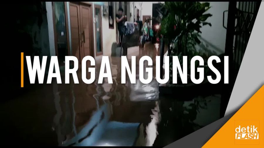 Banjir Rendam Kemang Timur, Warga Ngungsi di Sekolahan