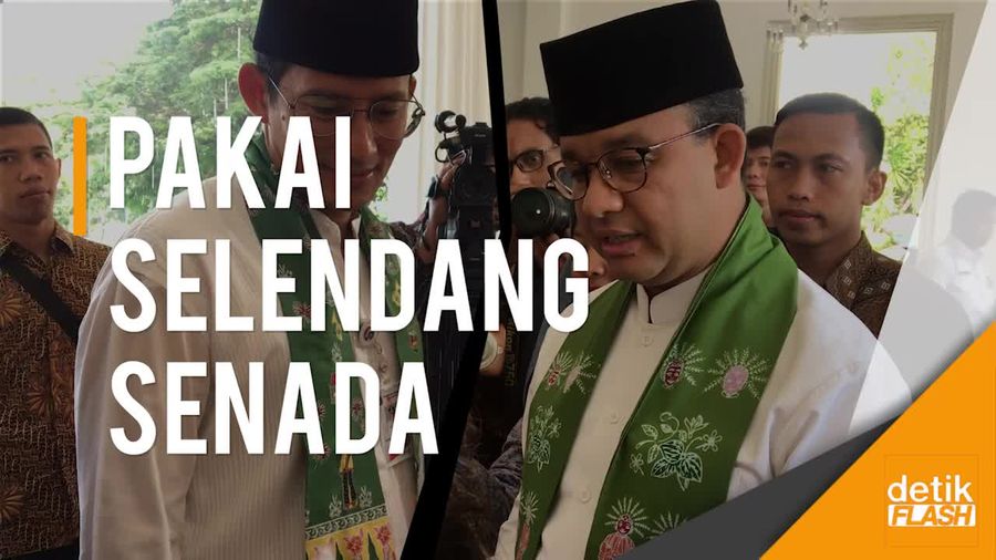 Anies-Sandi Kompak Terima Aduan Warga