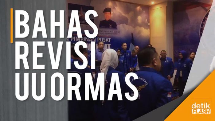 SBY Ungkap Isi Pertemuannya dengan Jokowi Bahas Revisi UU Ormas