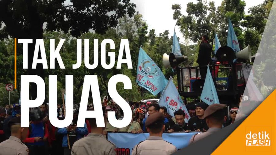 Demo di Balai Kota, Buruh Tuntut UMP DKI Jadi Rp 4 Juta