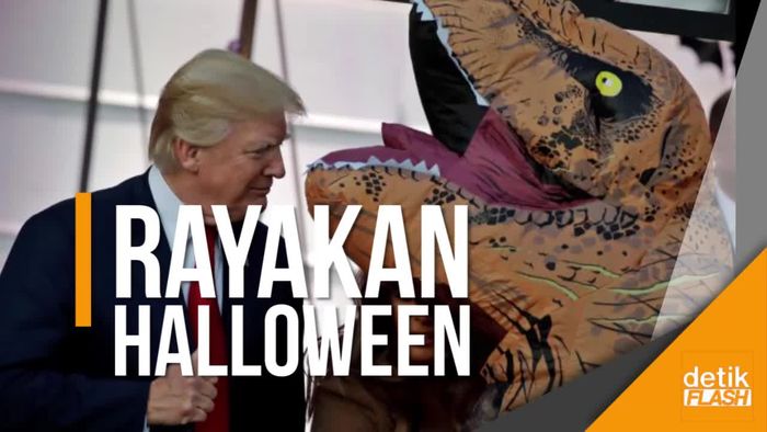 Trump Kedatangan T-Rex di Gedung Putih