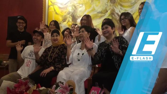 Bikin Karya untuk Anak Indonesia, Titiek Puspa Raih Penghargaan