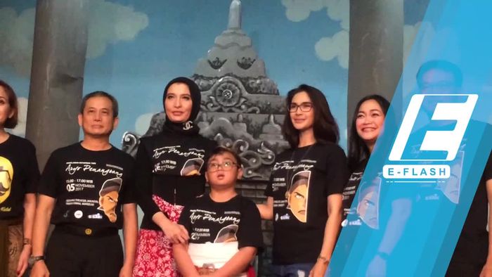 Reuni Maudy Koesnaedi-Arzetty Bilbina di Pagelaran Ketoprak Tari