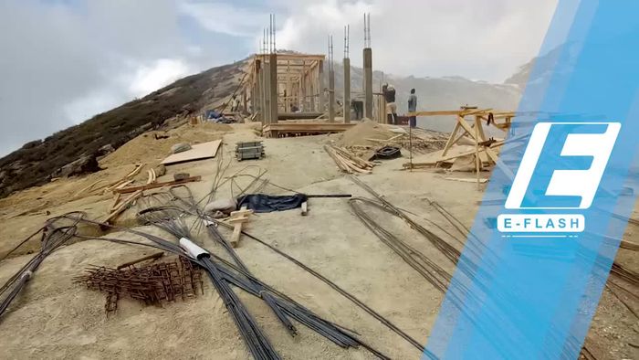 Wisatawan Keluhkan Pembangunan Infrastruktur Publik di Puncak Ijen