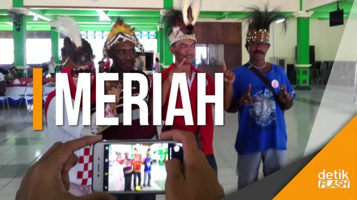 Ribuan Relawan Bergerak ke Rumah Jokowi Jelang Prosesi Midodareni