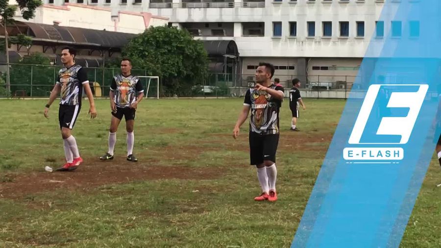Serunya Lihat Artis Main Bola Bersama