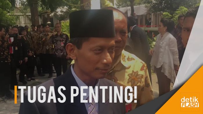 Ekspresi Penghulu yang Menikahkan Kahiyang-Bobby