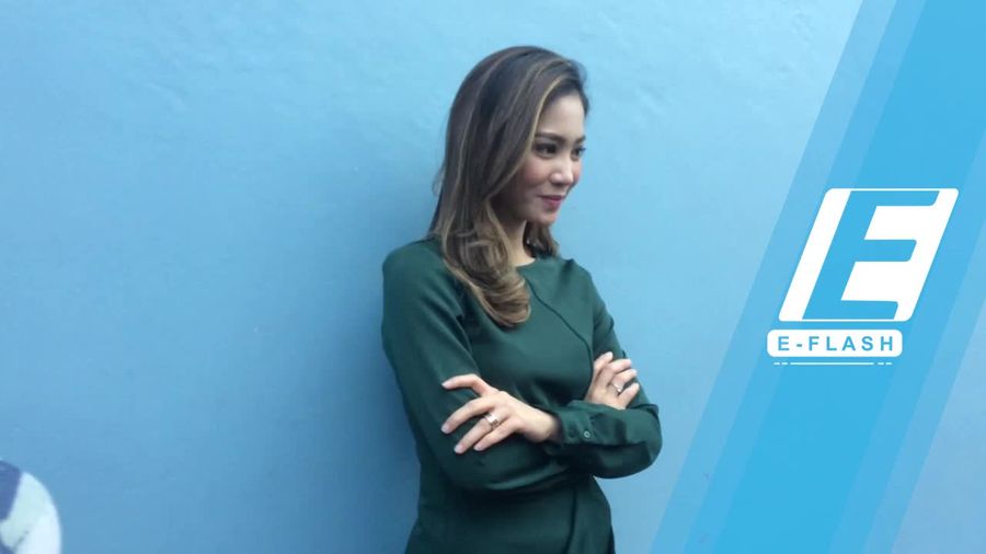 Bunga Zainal Buka-bukaan Soal Pernikahan dan Pindah Agama