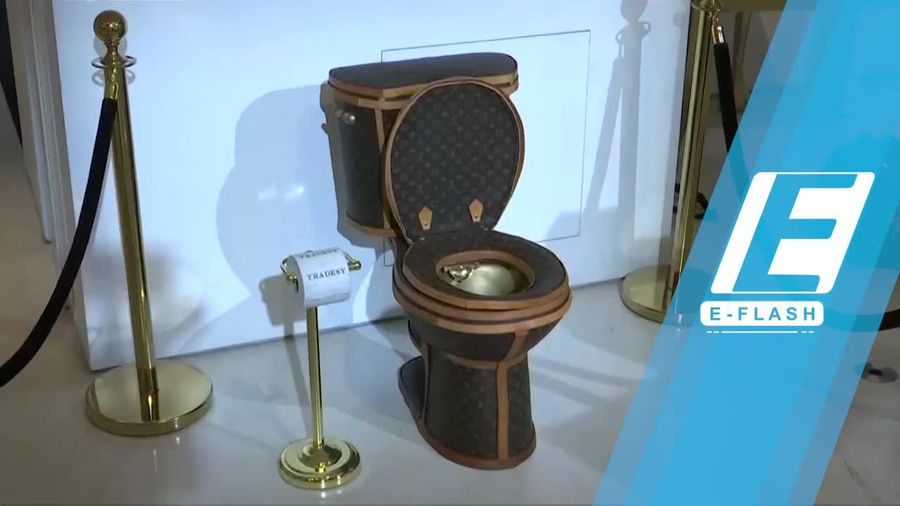 Ada Toilet Emas Berlapis Kulit Tas Louis Vuitton