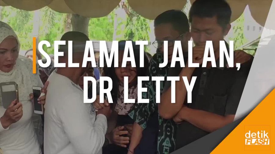 Isak Tangis Keluarga Iringi Pemakaman dr Letty