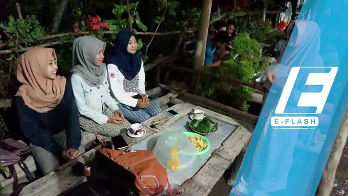 Serunya Belajar Bahasa Inggris Gratis di Angkringan Goenong