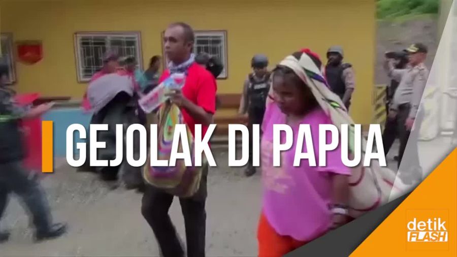 Proses Evakuasi Penyanderaan Warga di Papua